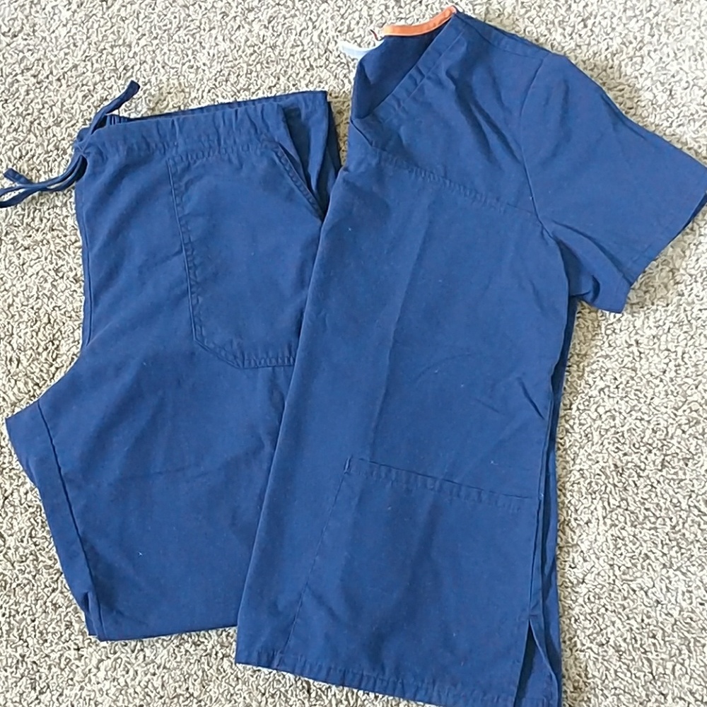 Medium Scrubs