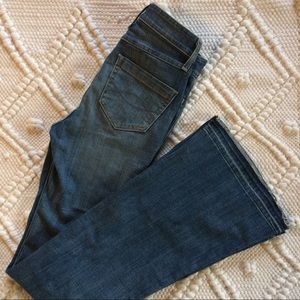 Abercrombie & Fitch High Rise Flare Jeans Size 25