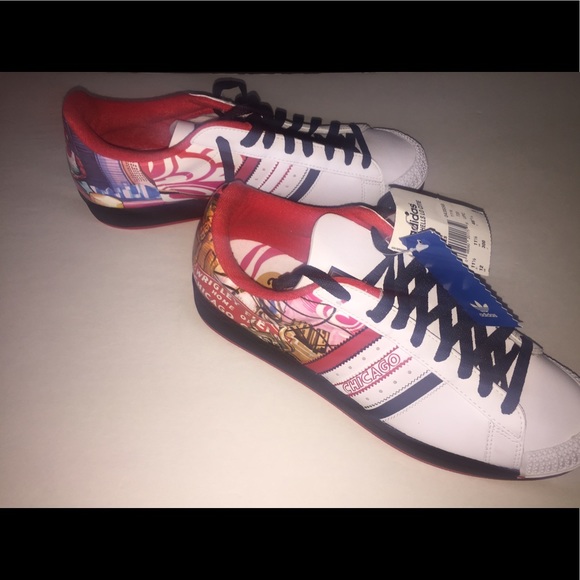 Adidas men's shoes Chicago edition - Picture 1 of 3