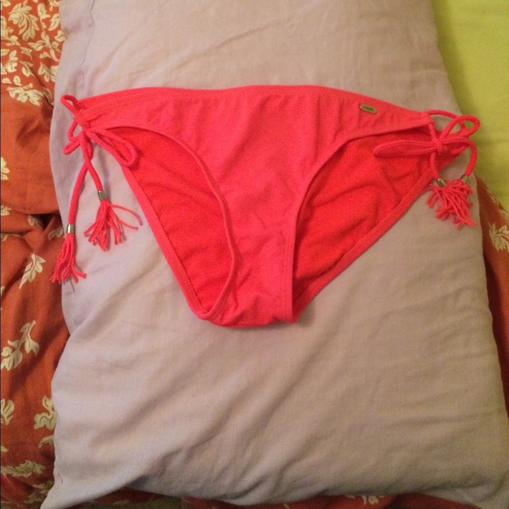 Hot pink bathing suit bottoms with fringe!