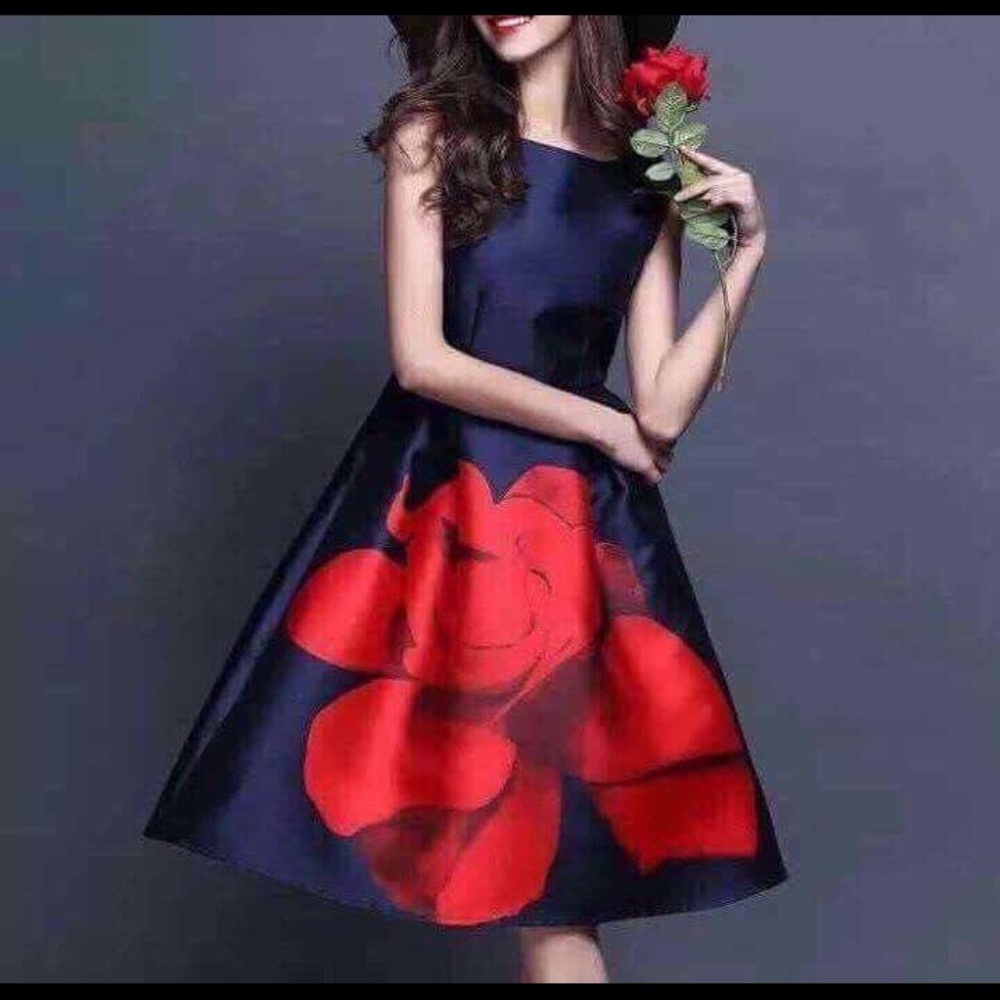 ❗️sale❗️ rose design dress