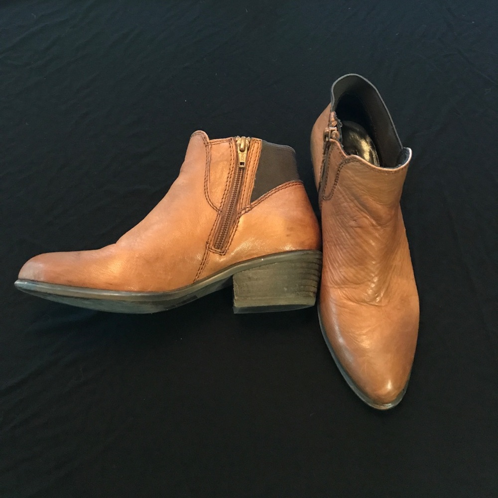 Steve Madden booties