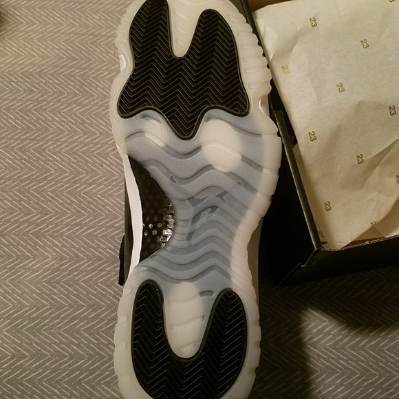 Jordan retro 11 - Picture 4 of 4