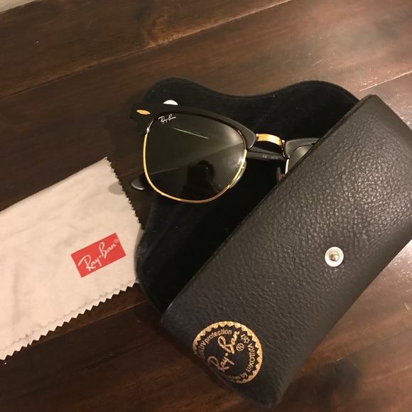 Ray-Ban Accessories - AUTHENTIC Ray-Ban Clubmaster Classic