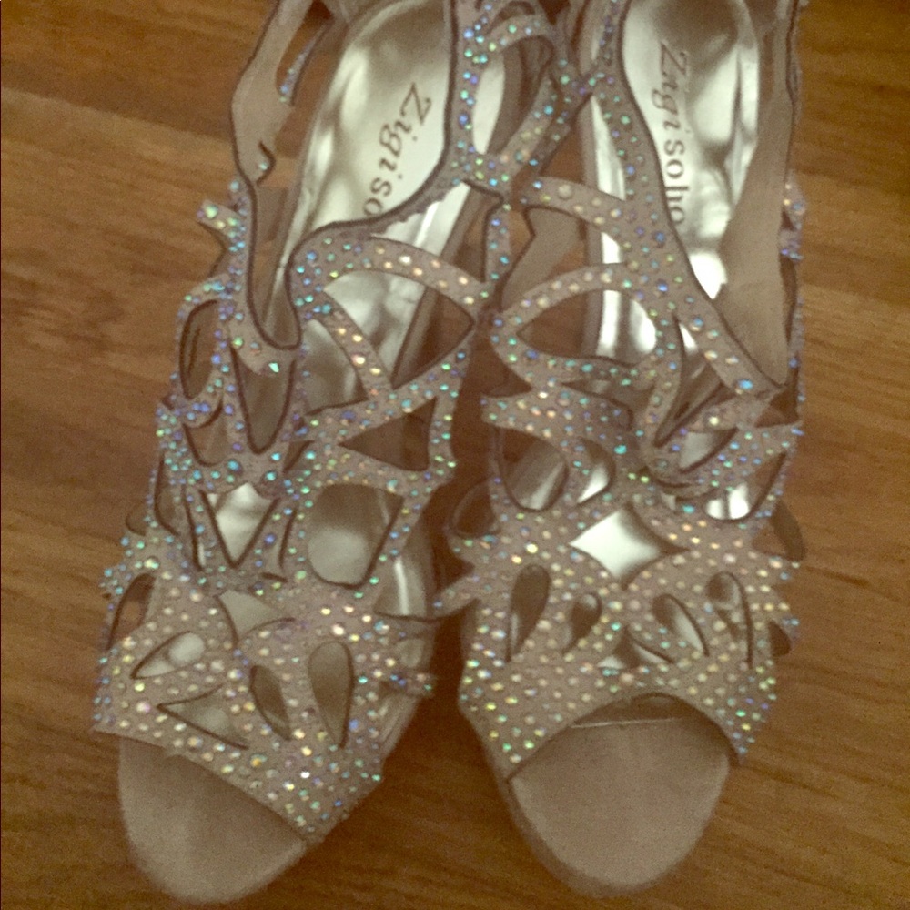 Zigi soho size 8 worn 1x