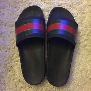 Gucci "Pursuit 72 Slide" Sandals Size 11