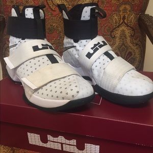 Men's Lebron Soldier 10