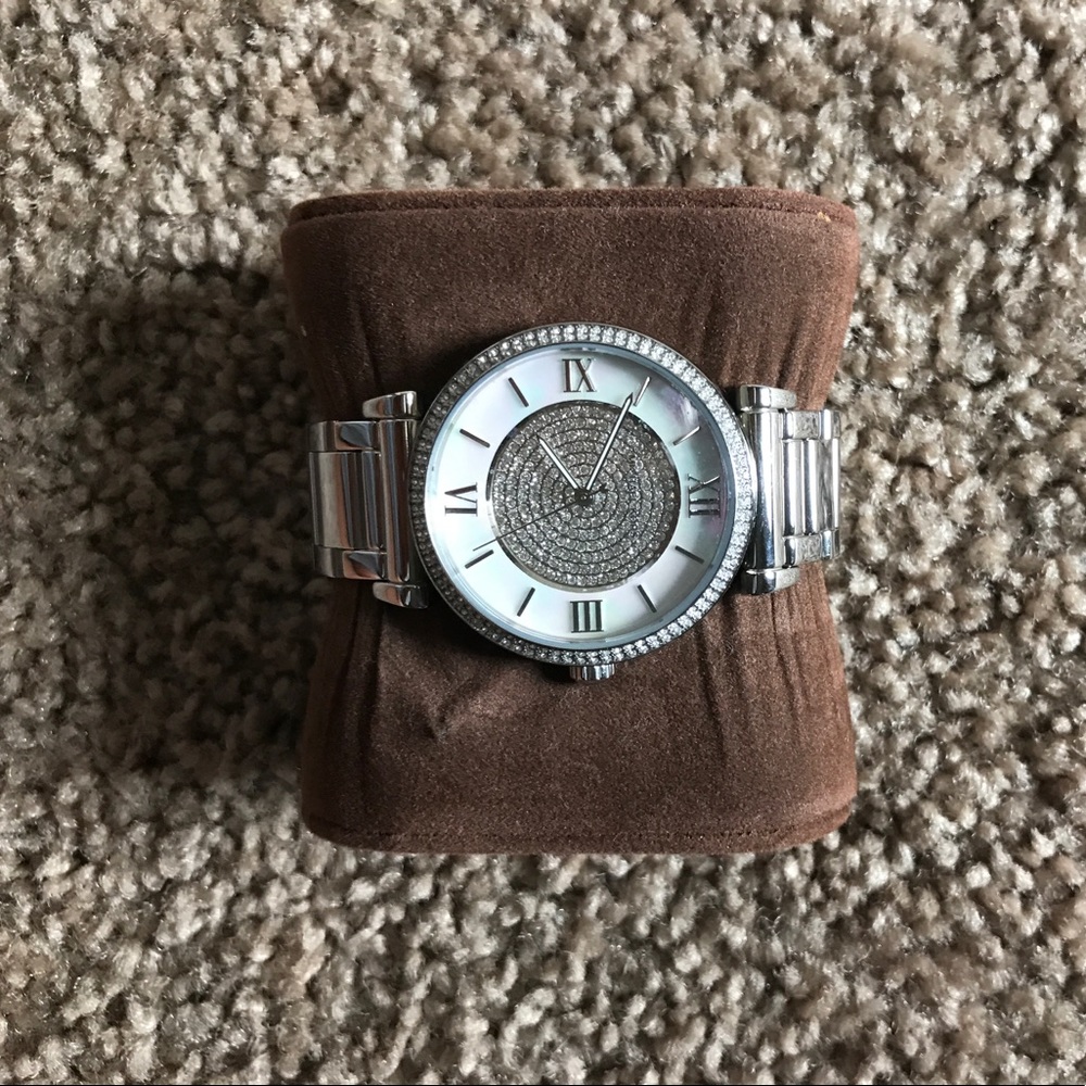 Michael Kors Silver Watch - Picture 1 of 4