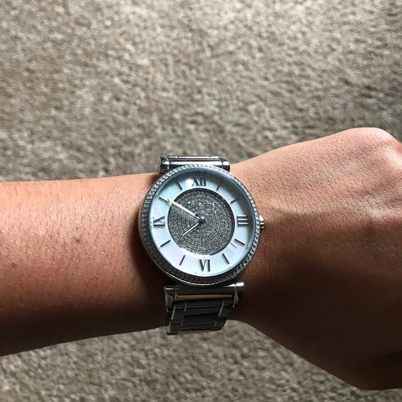 Michael Kors Silver Watch - Picture 3 of 4