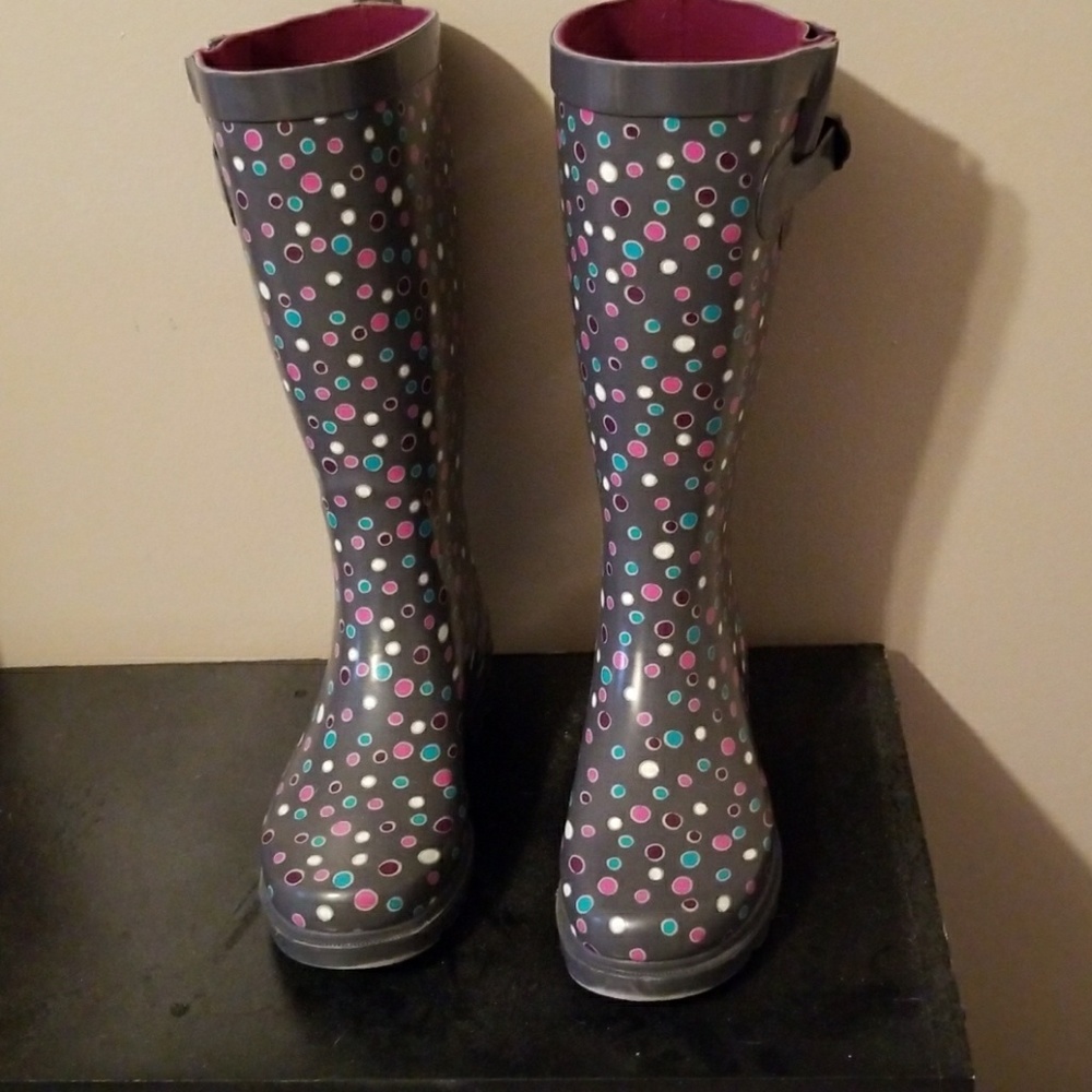 Rain boots