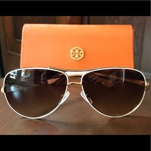 Authentic Tory Burch Aviator sunglasses