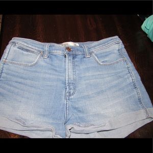Size 8 high waisted Abercrombie & Fitch jean short