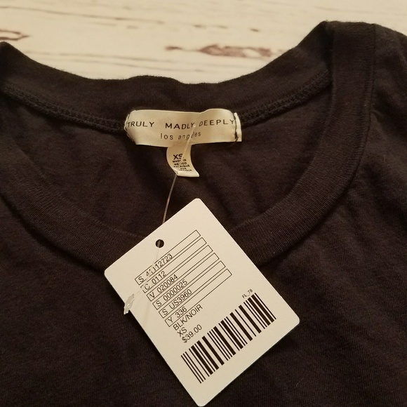 NWT Urban Outfitters Ruffle Cold Shoulder Top - Picture 3 of 4