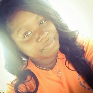 Meet your Posher, Danesha