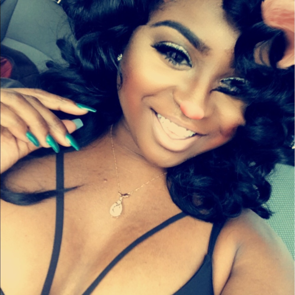 Meet your Posher, Lex