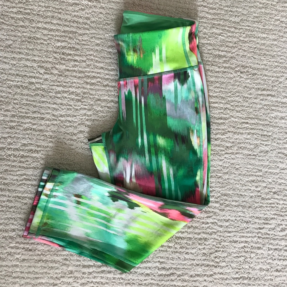 {Athleta} ChaturangaCapris