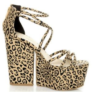 Gold Leopard Platform Strappy Sandals🐆