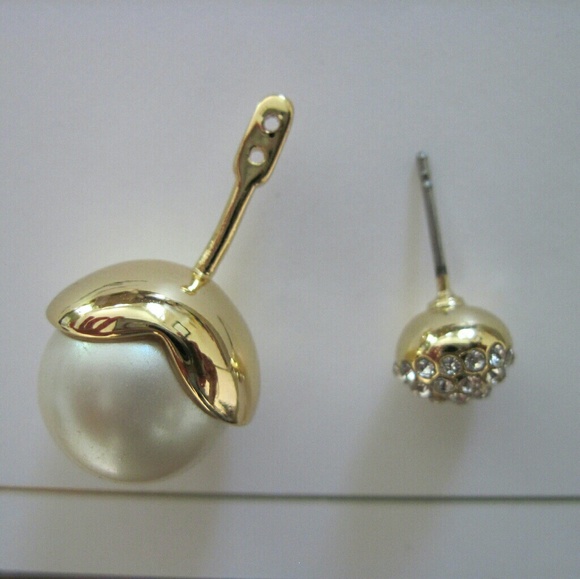 LAST ONE! Kate Spade Pretty Pearly Ear Jacket - Picture 3 of 5