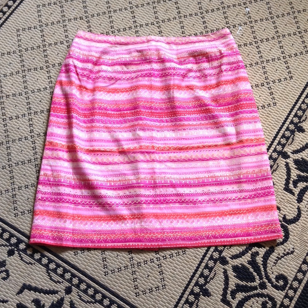 🅿️🆕3/$10 Talbots Pretty Pink Tribal Print Skirt 🌺🔅☣♒️
