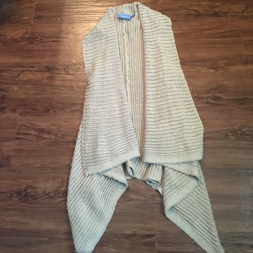 Vera wang vest