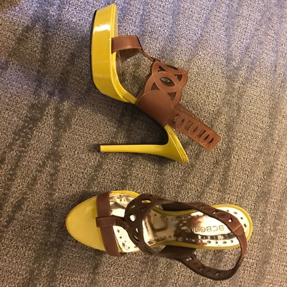 BCBGirls heels - Picture 3 of 5