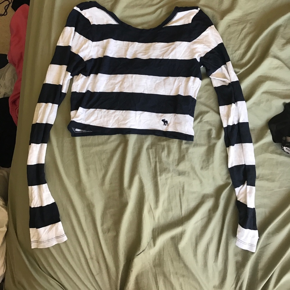 Abercrombie Long sleeve crop top