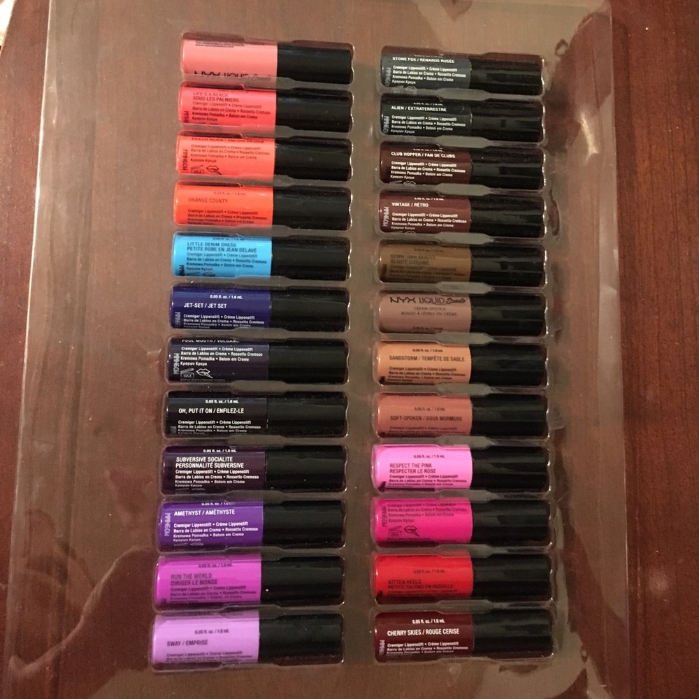 NYX lip vault
