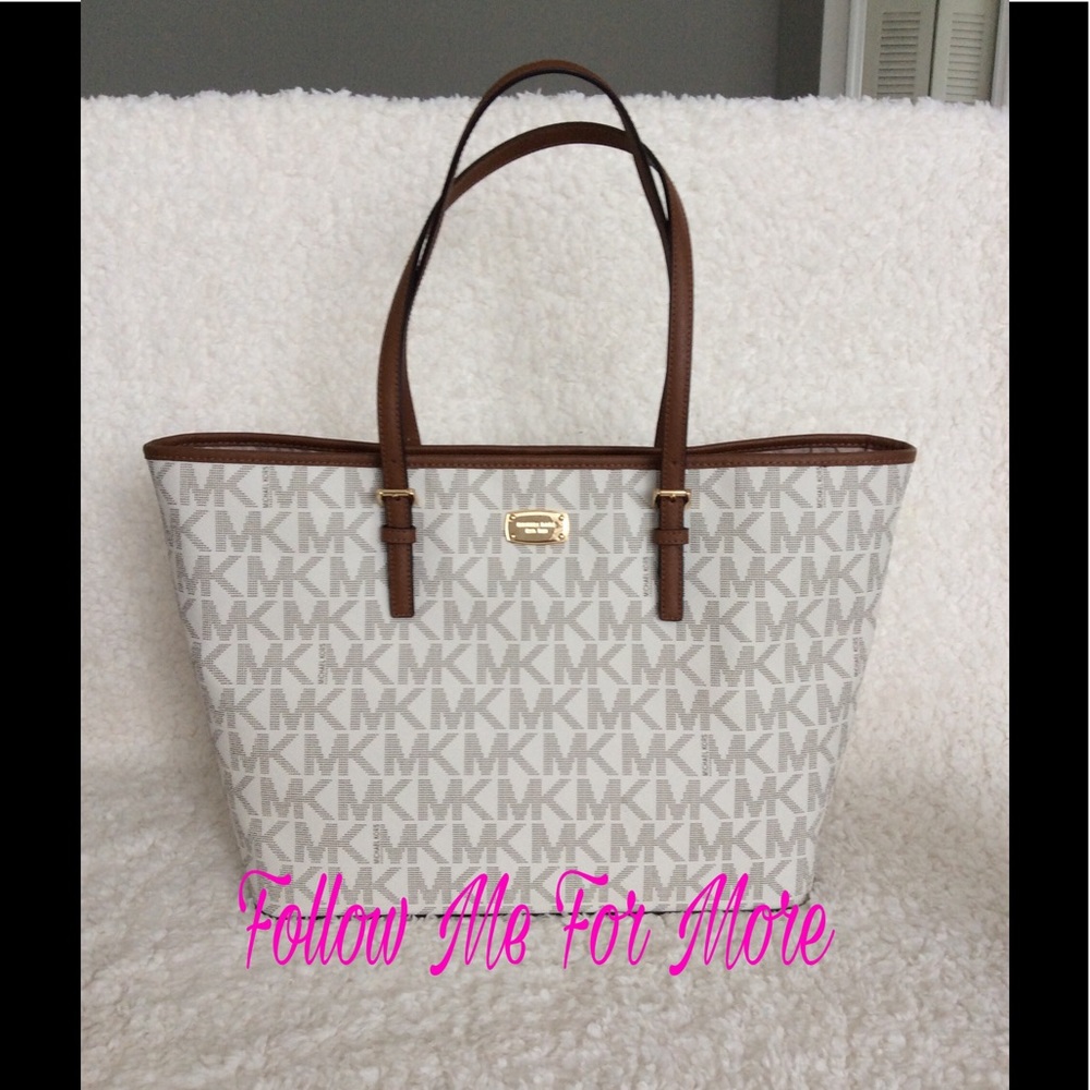 🆕 Michael Kors Vanilla Jet Set Tote