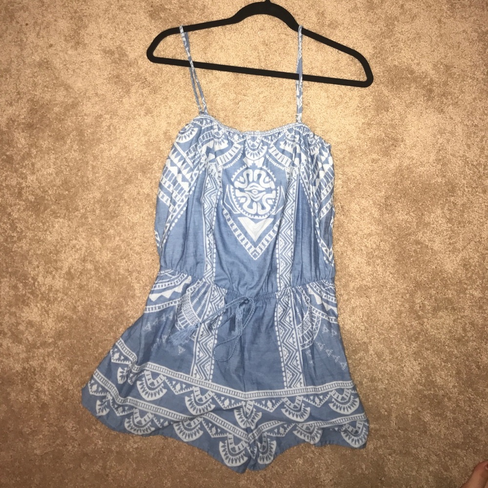 Adorable romper 🌸