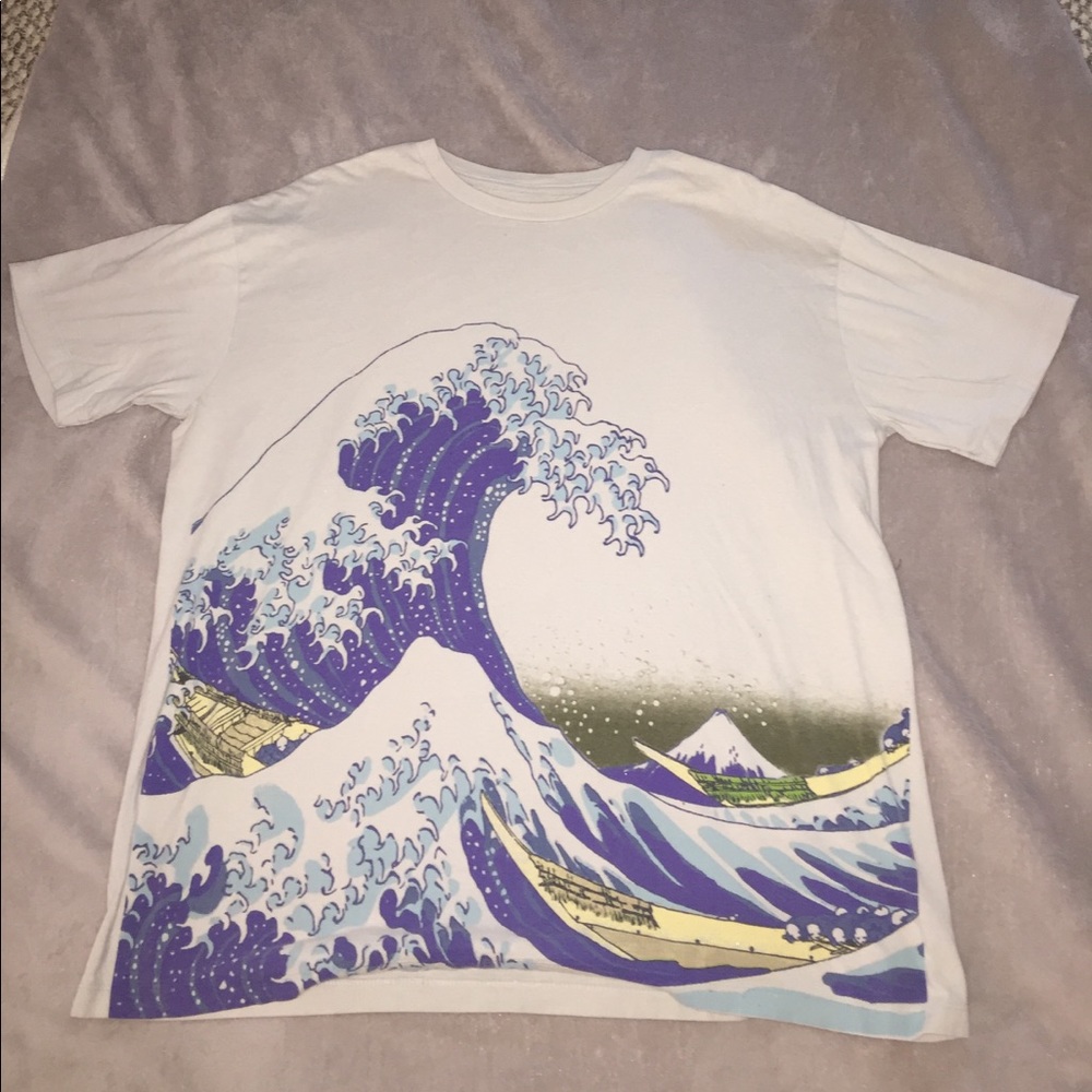 The Great Wave off Kanagawa Tee
