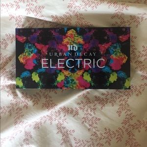 Urban decay electric palette