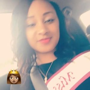 Meet your Posher, Ciara