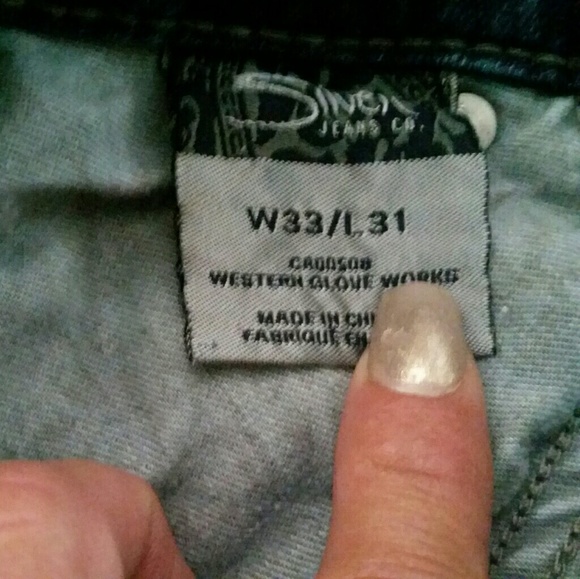 Silver Jeans - Picture 3 of 3