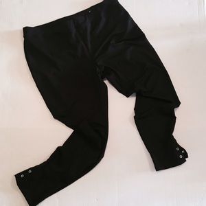 Chico's Zenergy Leggings with Silver Tone Grommets