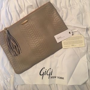 GiGi New York All In One Clutch Bag