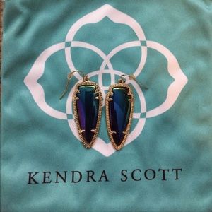 Kendra Scott Sky Earrings in Black Iridescent