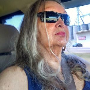 Meet your Posher, Linda