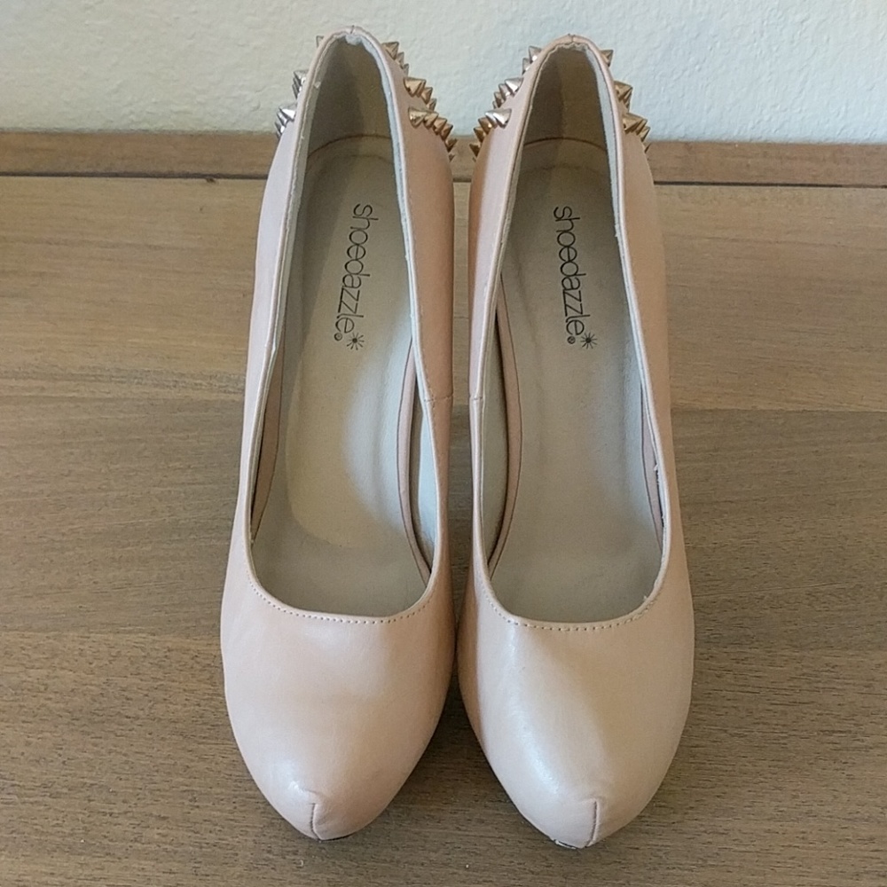 Shiedazzle pumps with gold spikes