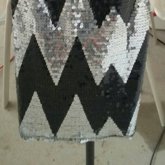 Sequin Cocktail Dress - Picture 3 of 4