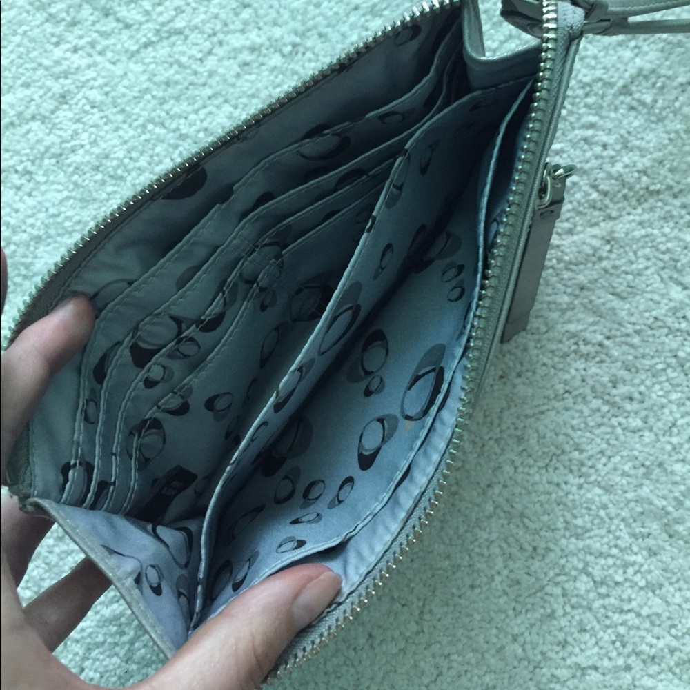 Coach wristlet - Picture 3 of 4