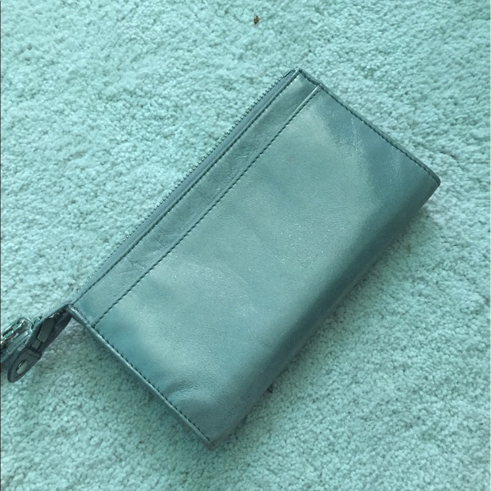 Coach wristlet - Picture 4 of 4