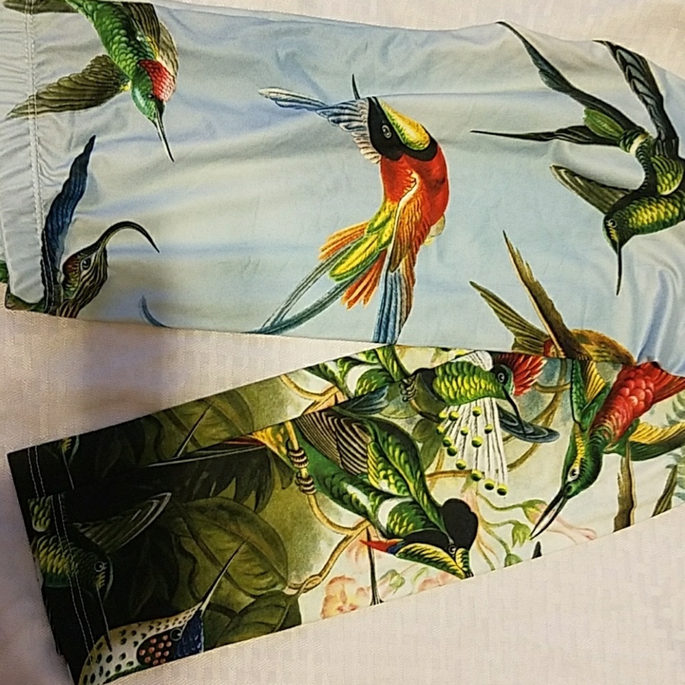 Hummingbird buttery soft legging
