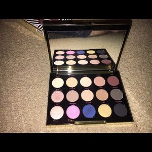 Urban Decay Gwen Stefani Palette