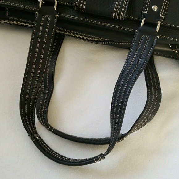 Coach - Picture 3 of 8