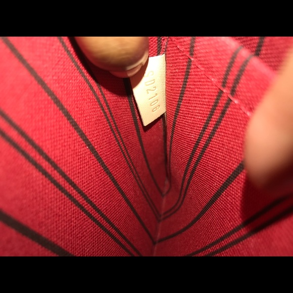 Sold - Louis Vuitton Monogram Neverfull Mm Pouch - Picture 2 of 4