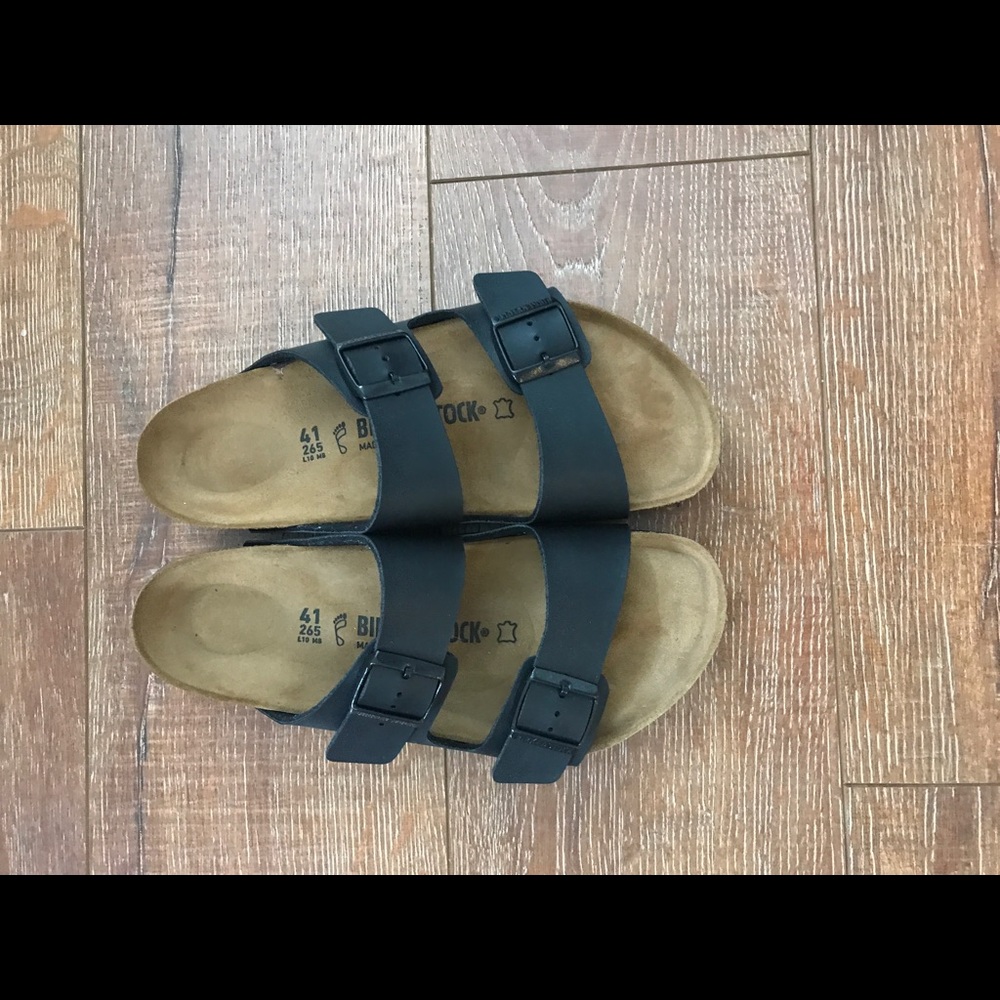 Birkenstocks black size 41. Brand New