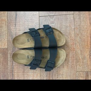 Birkenstocks black size 41. Brand New