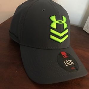 Fitted UA ballcap L/XL