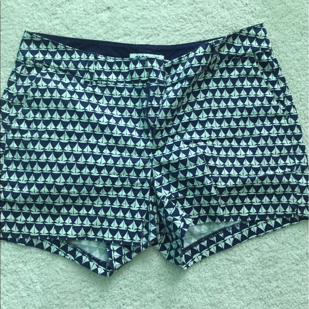 Sailboat chino shorts
