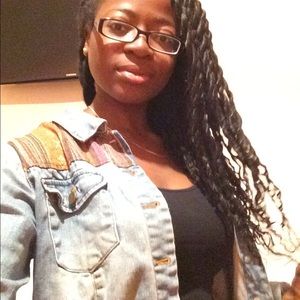 Meet your Posher, Adetoro